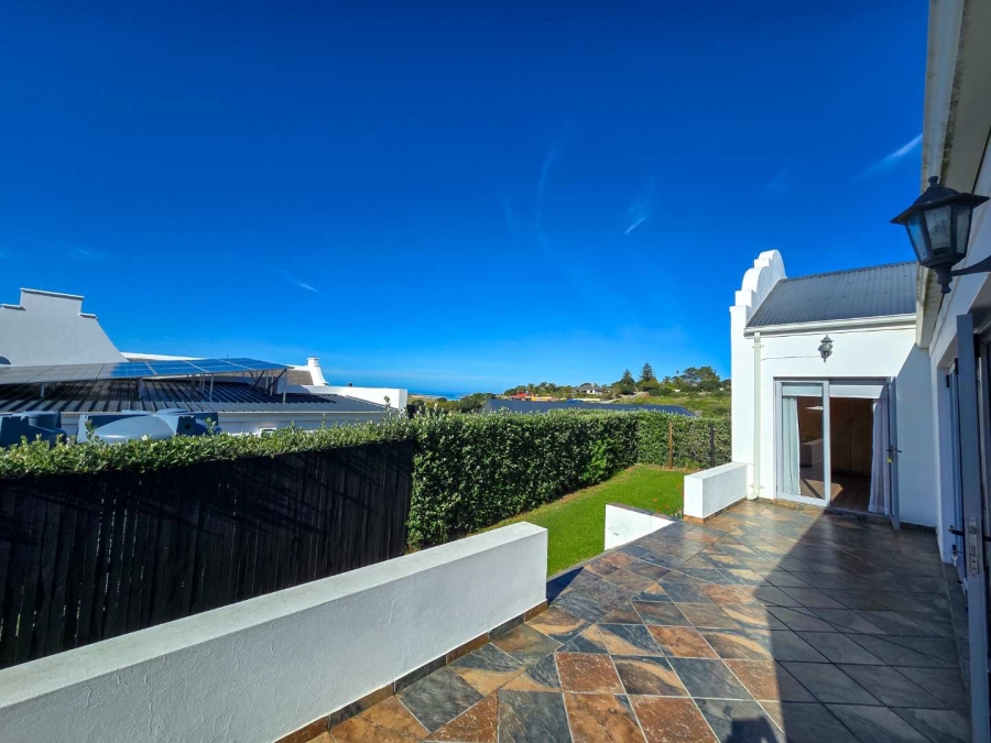 3 Bedroom Property for Sale in Stilbaai Wes Western Cape